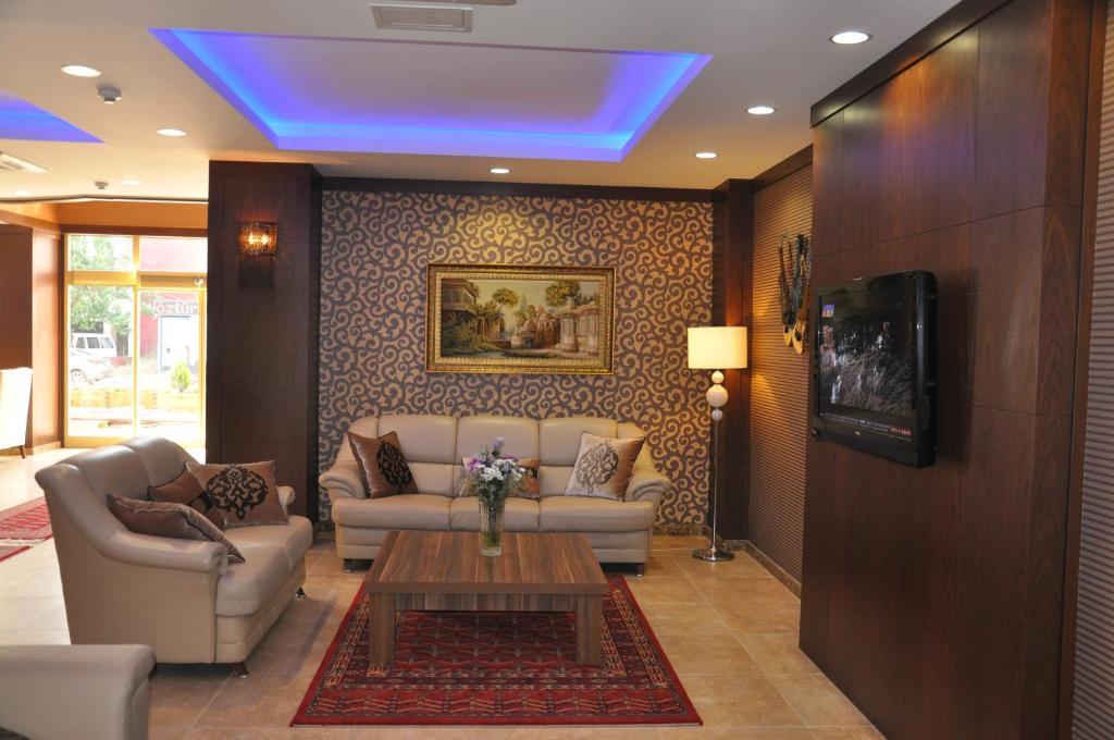 Gebze Palas Hotel ภายนอก รูปภาพ