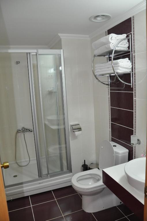 Gebze Palas Hotel ภายนอก รูปภาพ