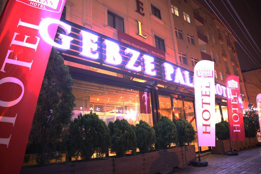 Gebze Palas Hotel ภายนอก รูปภาพ